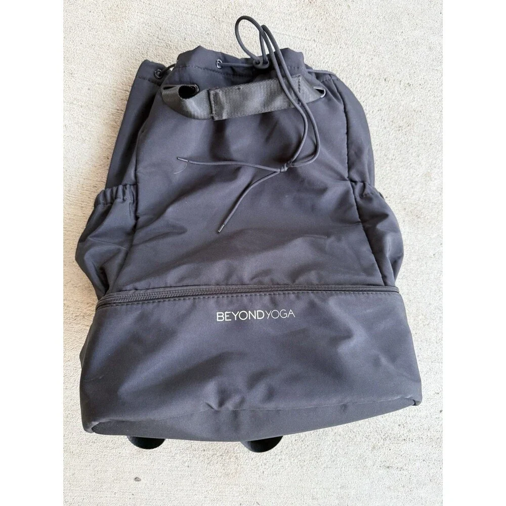 BEYOND YOGA Convertible Gym Bag Backpack 19” Black Tote With Straps And Handles